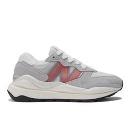 SCARPE NEW BALANCE 57/40 BIANCO/ROSA A/I 2022 W5740SLC
