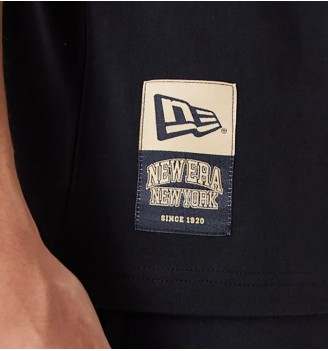Maglietta New Era Graphic Bear Orso New York Oversize Nero Ed Oro | New Era | 