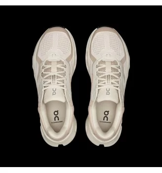 On Running Scarpe Cloudrunner 2 M Beige | On Running | 