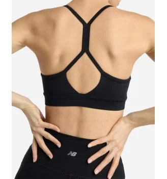 New Balance Reggiseno Essential Yoga Nero | New Balance | 