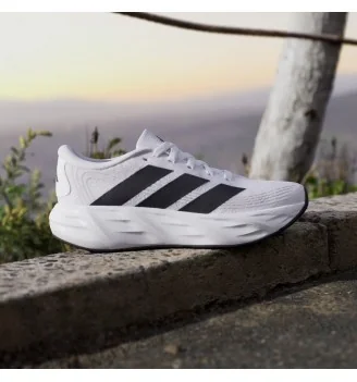 Adidas Scarpe Galaxy 8 Jr Core Nero Bianco | Adidas | 